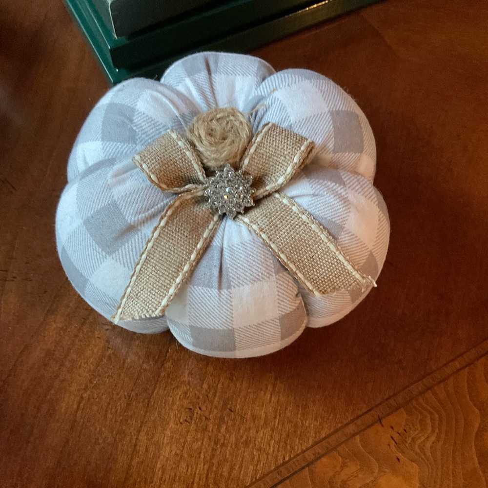 🌸3 for $18🌸 Farmhouse Fabric Gray & White Pumpkin w Rhinestone Accent